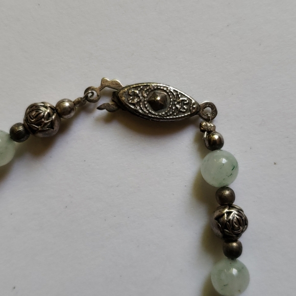 Vintage Adventurine rose bead bracelet - Picture 7 of 8